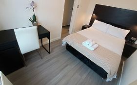 Mill View Apartment - Self Contained One Bed Apartment